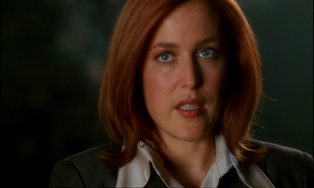 Бум бум скалли милано. Рост Скалли Милано. Dana Scully screencaps. Хамелеон Скалли Милано. Скалли Меладзе.